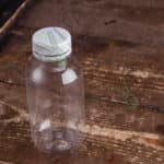 Пластиковая бутылка с широким горлом